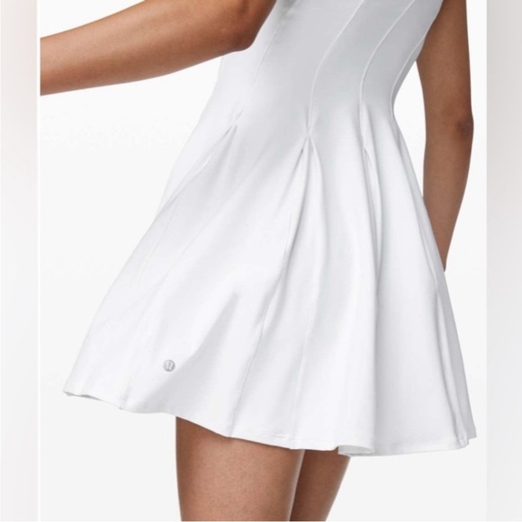 Lululemon "2022" Court Crush Dress
White Size 6 Tennis, Golfing, activewear - Picture 7 of 16